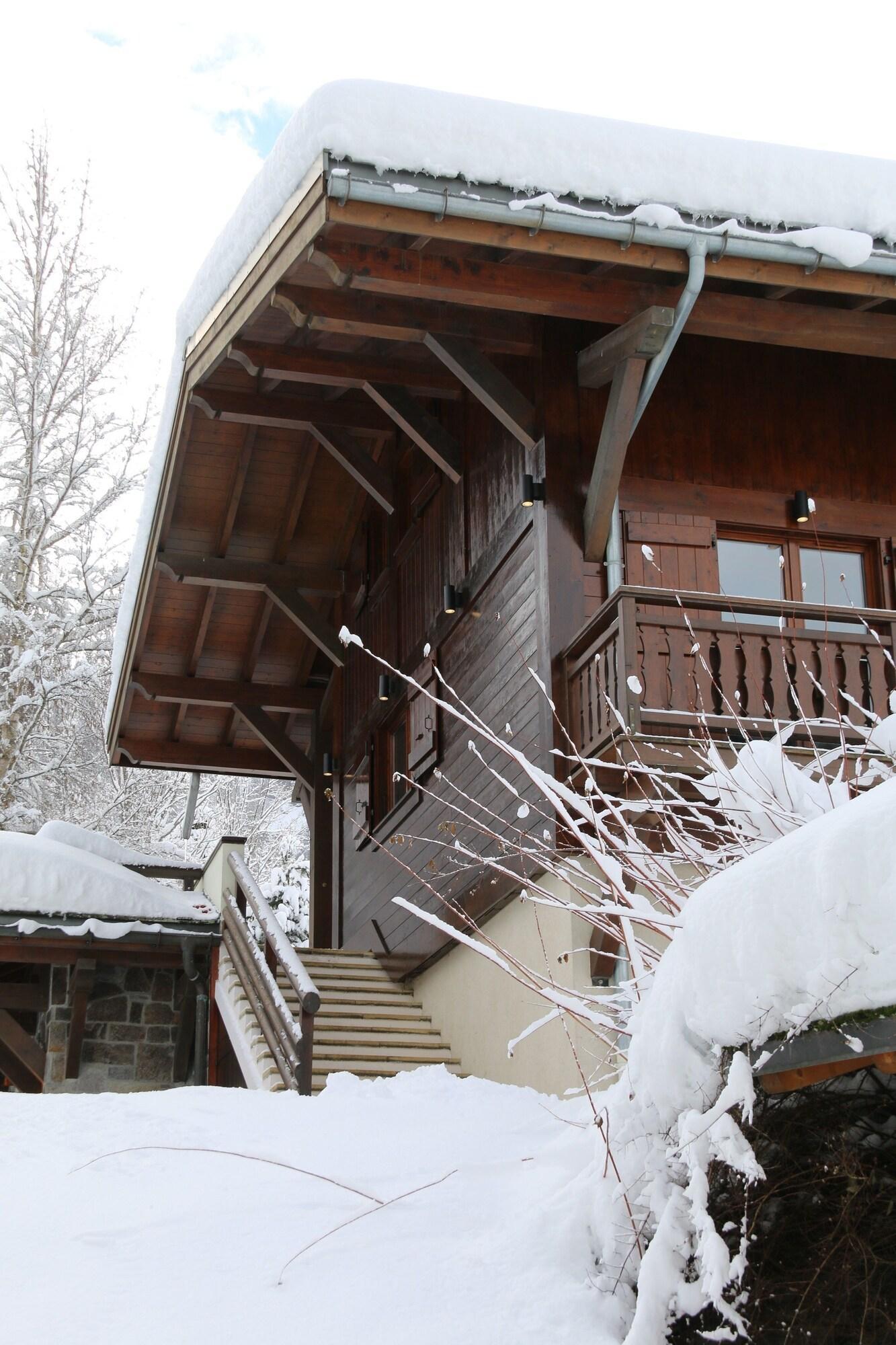 Aparthotel La De L'ours