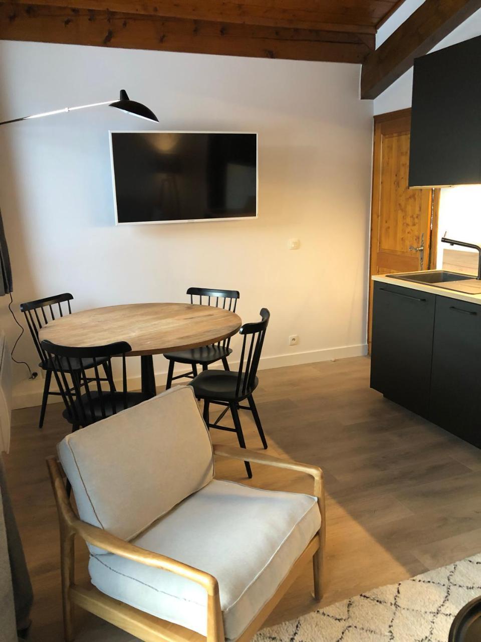 La De L'ours Aparthotel 4*